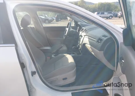 2010 Ford Fusion Hybrid z USA, uszkodzony, nr VIN 3FADP0L37AR176912